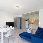 Διαμέρισμα 2 Pieces Avec Balcons, Parking Exterieur Μεντόν