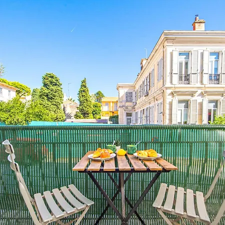 2 Pièces Avec Balcons, Parking Extérieur Appartement