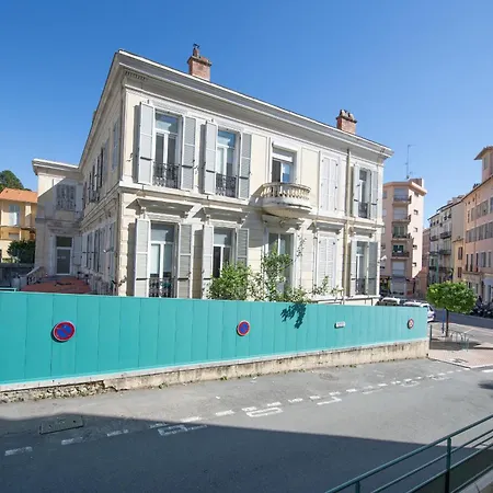 Διαμέρισμα 2 Pieces Avec Balcons, Parking Exterieur